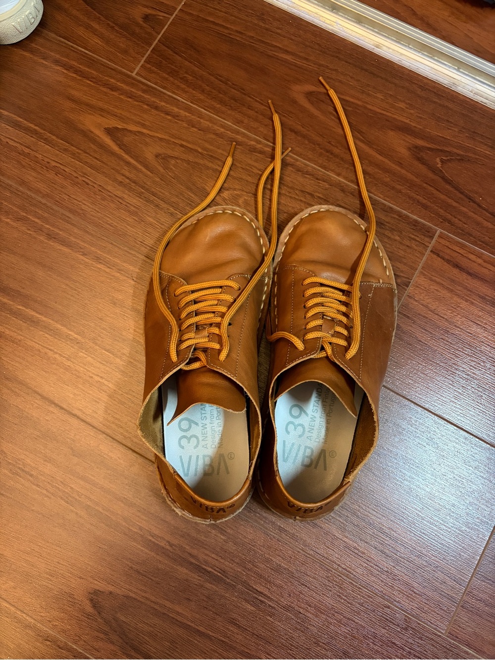 Vibae Unisex Tan Leather Casual Lace-Up Shoes EU39 W9 W6